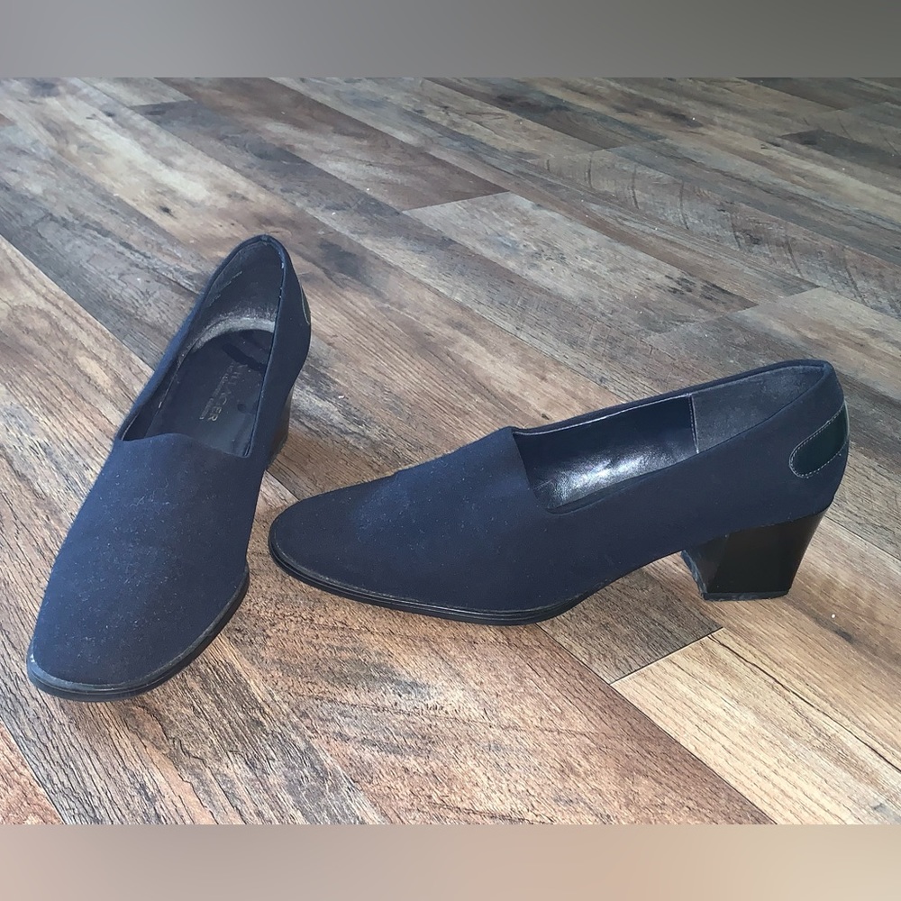 Villager by Liz Claiborne “Evans” faux suede chunk heel shoes size 9.5M